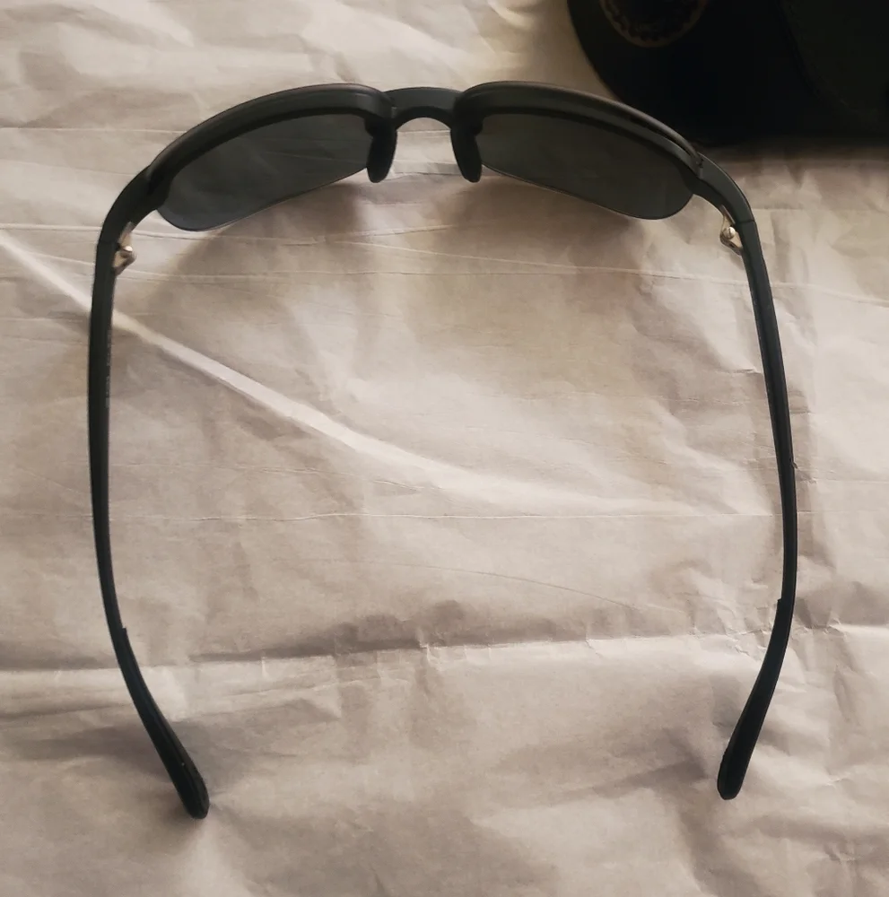 Vintage Ray Ban RB4048 with case